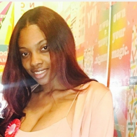 Meet your Posher, Anastagia - Picture 1 of 1